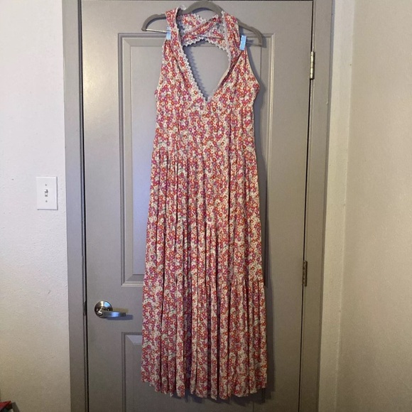 Alexia Admor Tezzi Maxi Dress| Women's Tezzi V-Neck Tiered Maxi Dress Size 8 - Picture 2 of 8